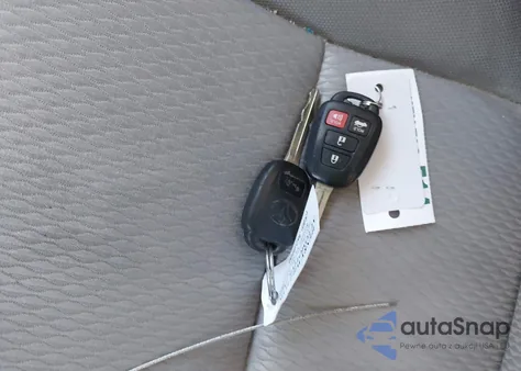 2015 Toyota Corolla Le from USA, damaged, VIN 5YFBURHE9FP225923